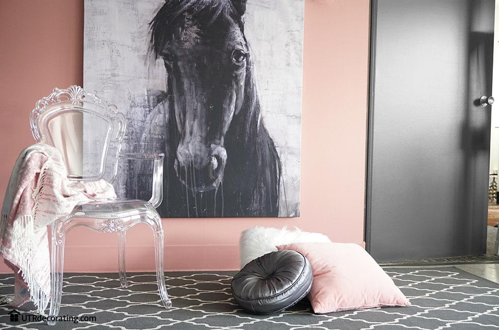 Create a Focal Point with Big Bold Art